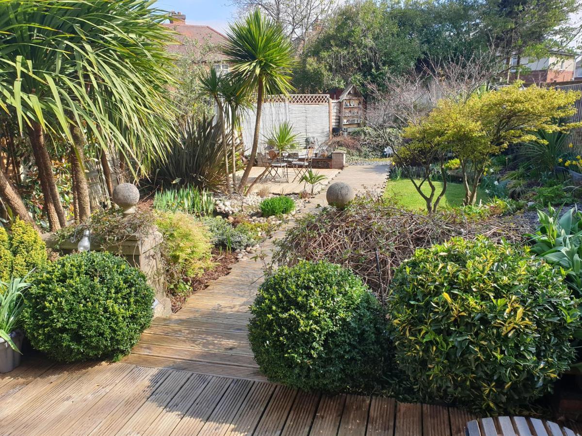 Tropical Garden Oasis Rooms 伯明翰 外观 照片