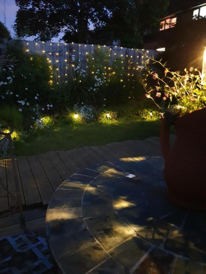 Tropical Garden Oasis Rooms 伯明翰 外观 照片