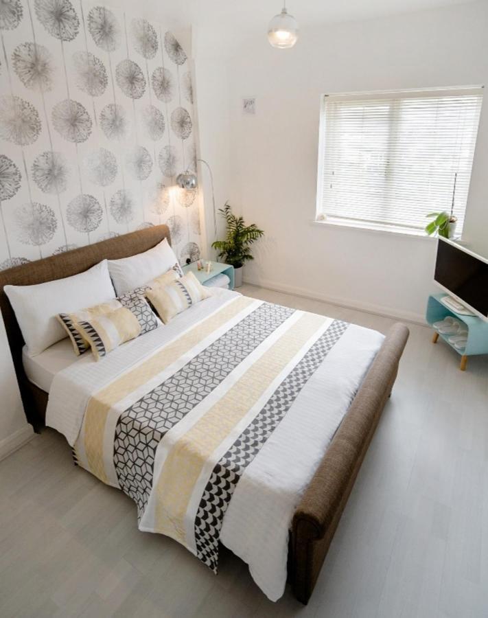 Tropical Garden Oasis Rooms 伯明翰 外观 照片